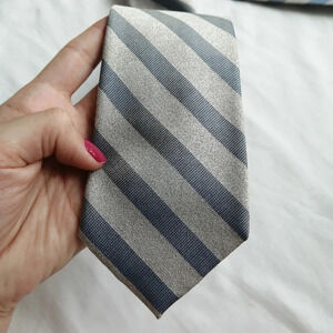 Calvin Klein Silk Blend Silver and Blue Striped Slim Tie